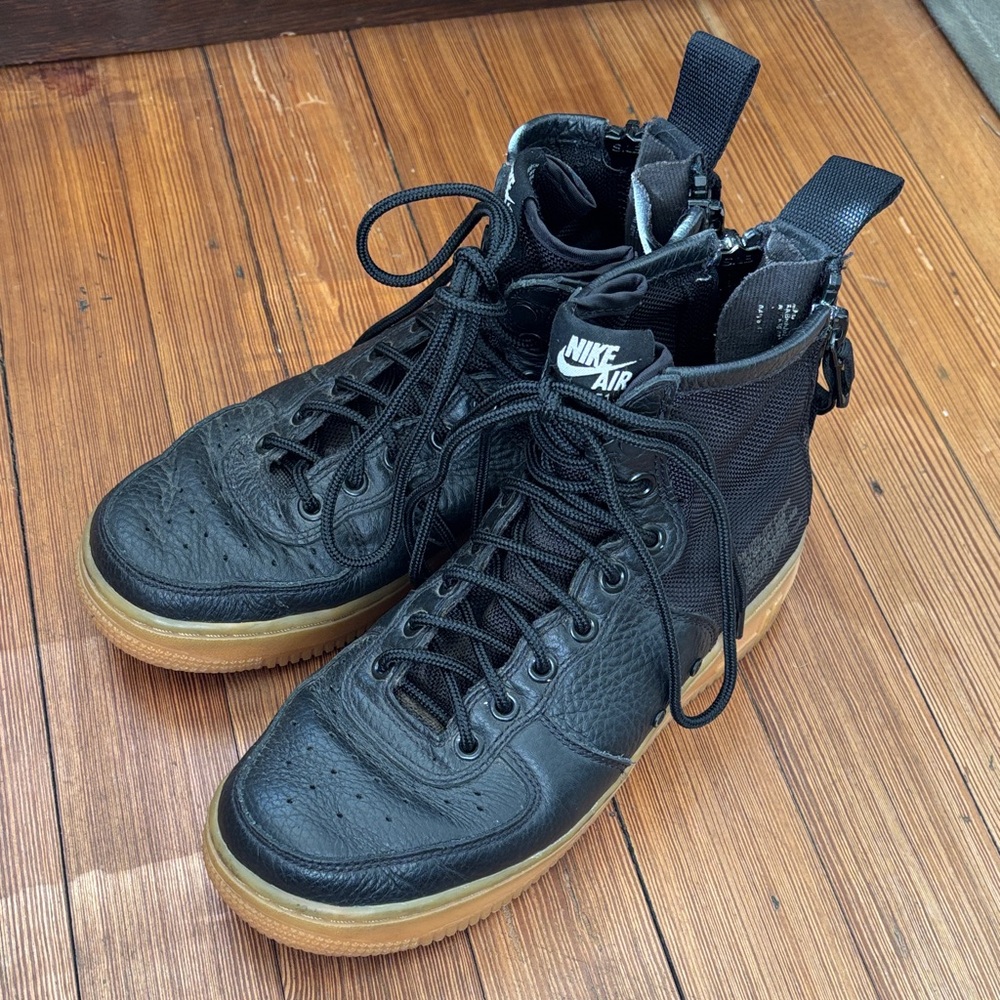 Nike SF Air Force One Mid